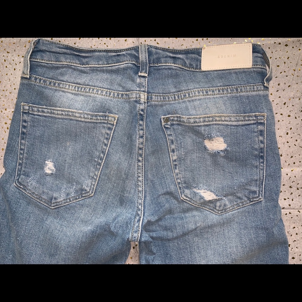 Skinny straight leg jean